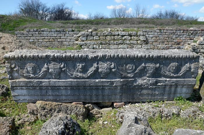 Architrave from the Temple of Fortuna with garlands, medusa heads and bull heads