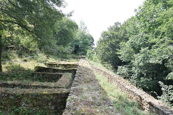 Bojenișki Urvici, cetate în ruină în vestul munților Balcani