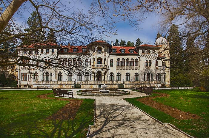 Palatul Vrana, la periferia Sofiei