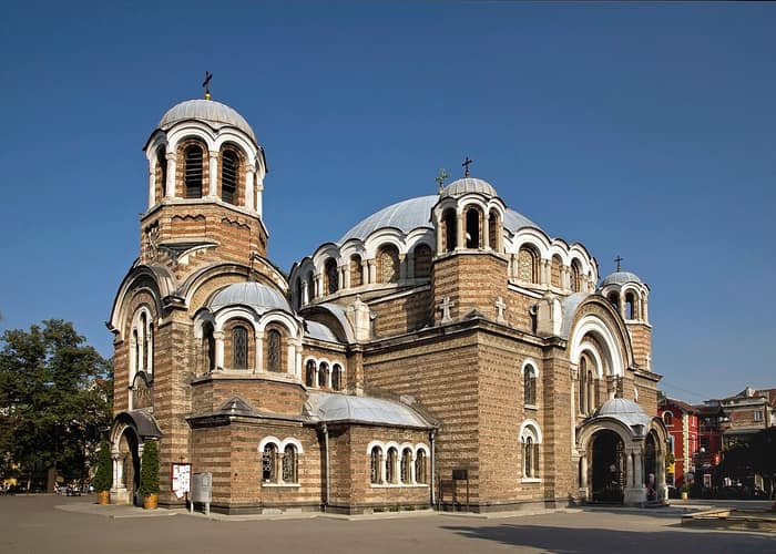 Biserica celor Șapte Sfinți din Sofia, fostă moschee devenită biserică ortodoxă