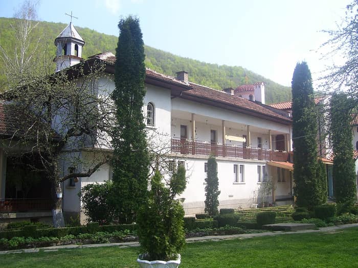 Vrachesh Monastery, second view